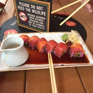 Headhunters sushi roll!