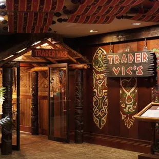 Entrance to Trader Vic&apos;s Atlanta