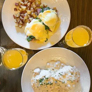 Biscuits &amp; Gravy, eggs Traditional Benedict