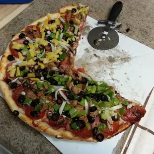 XL Pirates Dream "dish" w/half pineapple