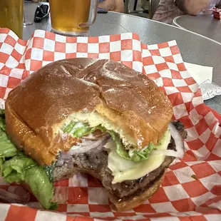 Only cook "well done" because the meat is low quality. Beer is top tier tho