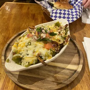 Green chili cheese fries