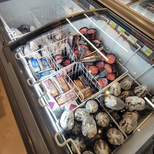 interior, oysters and mussels