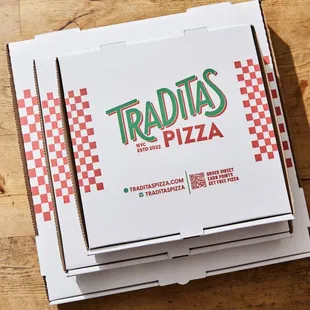 a box of traditas pizza