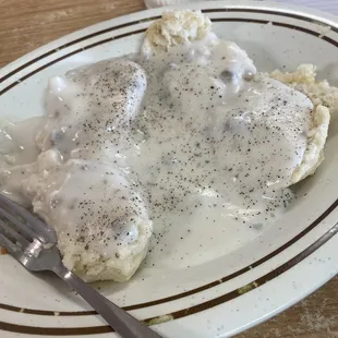 Biscuit and gravy