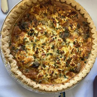 Mushroom quiche with goat cheese