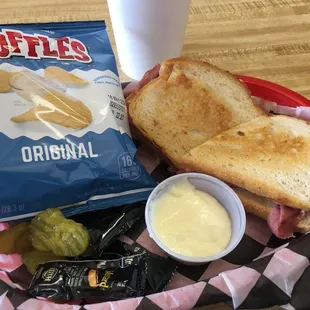 Corn beef sandwich