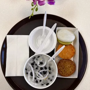 Chè đậu đen,3 loại bánh Việt Nam