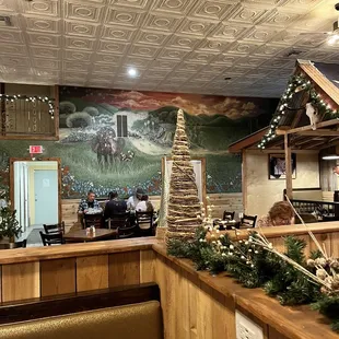 Restaurant Decor