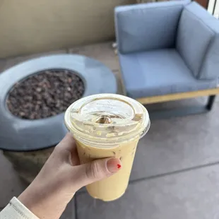 16 oz Honey lavender latte