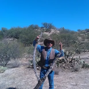 Thanks to Bob we now know how to make a rainstick!