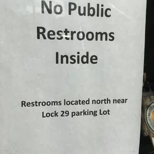 restrooms nearby at Lock 29