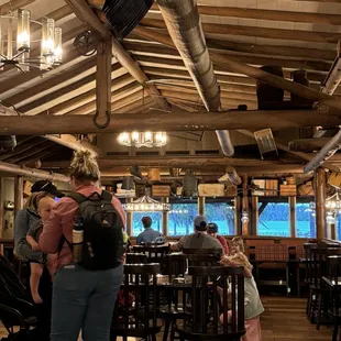 ramen and noodles, interior