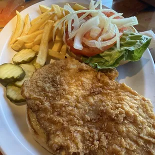 Tenderloin with fries