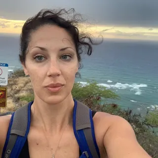 Chenoa H.