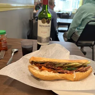 Pork bahn mi with garlic pepper sauce and Trivento Malbec. DELICIOUS!!!!