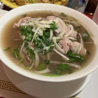S2. Filet Mignon Pho