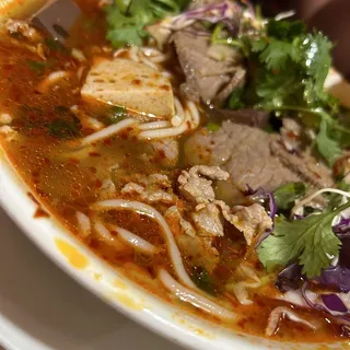 V1. Vegetarian Bun Hue Spicy Noodle Soup