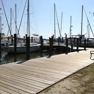 Boardwalk behind the inn - VN