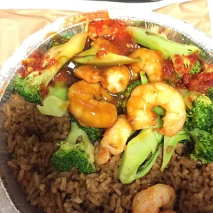 Shrimps and broccoli over brown rice, extra spicy and extra shrimps. This is my usual and for $5.50 I'm one happy camper.