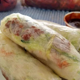 Tasty FRESH spring rolls &amp; hoisin peanut dipping sauce.