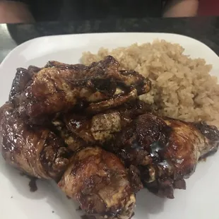 Wings with yummy sauce!