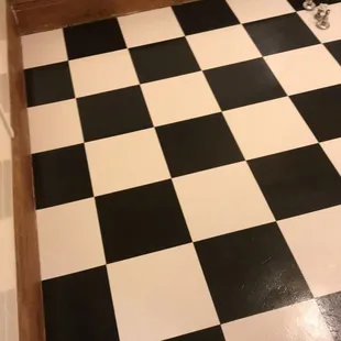 Glue down tiles