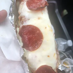 Pizza pretzel