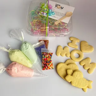 Mother's Day (cookies/frostings/sprinkles vary per kit)