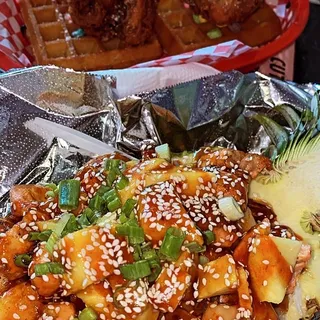 2 Meats Pineapple Bowl