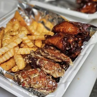 Half bird Garlic parm trap sauce