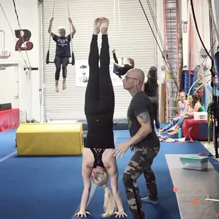 Trapeze Las Vegas The Studio offers 100+ weekly classes in a wide range of aerial and ground circus arts.