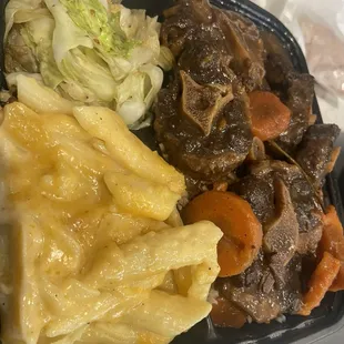 Oxtail plate w/ Regular Mac And Cheese &amp; Cabbage