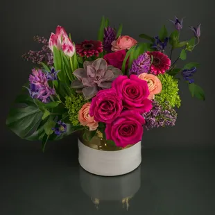 Trapp and Company's 2017 Valentine's Day Collection is available for same day delivery in Kansas City.