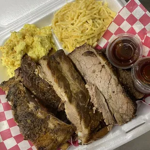 pulled pork, macaroni, and cheese