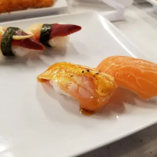 *Salmon Nigiri