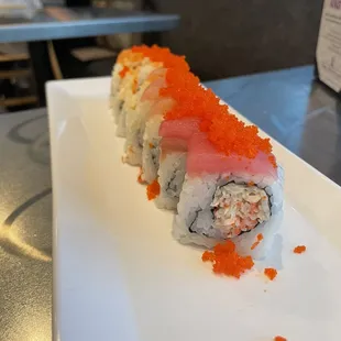 Rainbow Roll w/masago