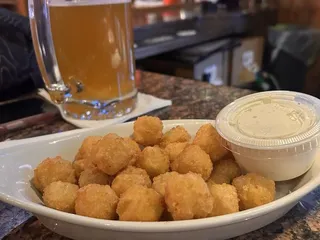 Mugsy's Bar & Grill