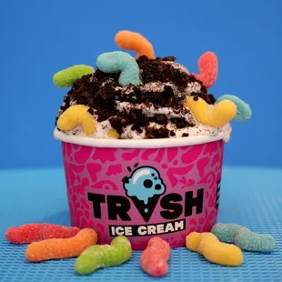 #12: Dirt &amp; Worm - vanilla ice cream blended with Oreo cookies and mini gummy worms