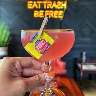 Ig: @adventureswithsoso Bubblegum martini