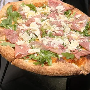 Arugula & Prosciutto Pizza