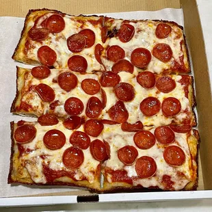 Detroit Style Pizza