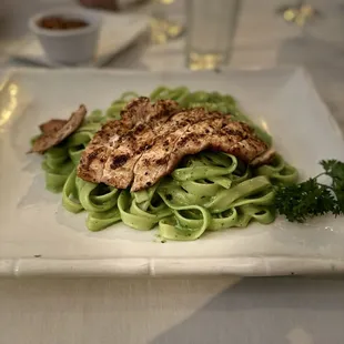 Pesto FETTUCCINE ALFREDO WITH CHICHEN. Get it! The Bomb!