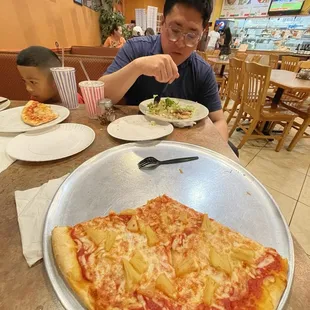 food, pizza