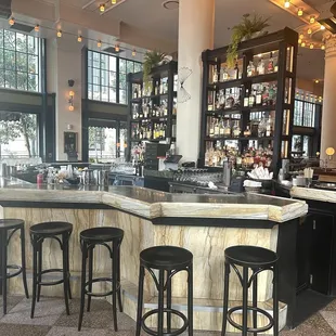 Hotel Barnett Restaurant Bar