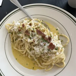 Bucatini Carbonara