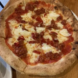 Pizza Carnivora (meat lovers)