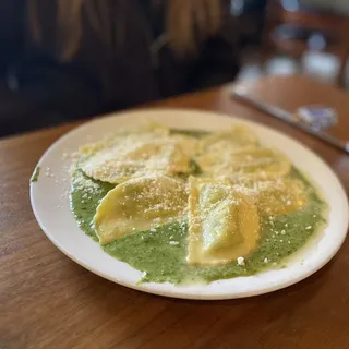 Ravioli Spinaci