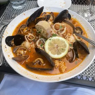 Zuppa di Pesce alla Mediterranea