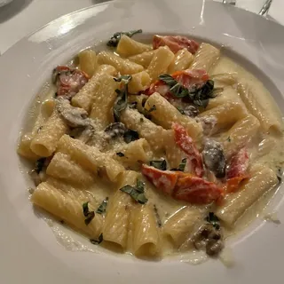 Rigatoni alla Nocerina